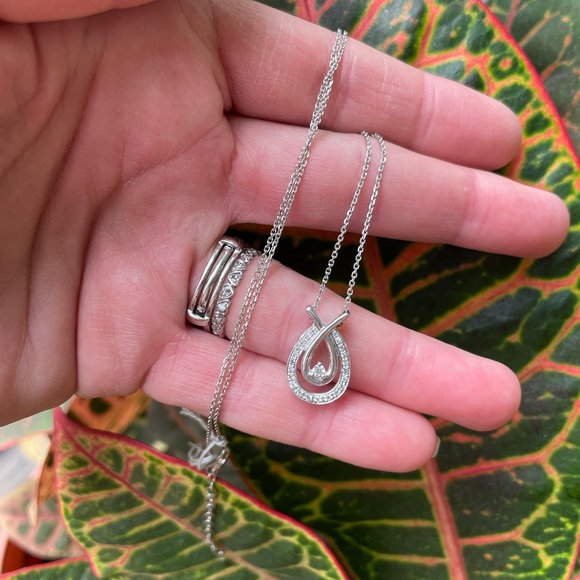 0.16ct. Diamond Pendant Sterling Silver Chain - Picture 11 of 13